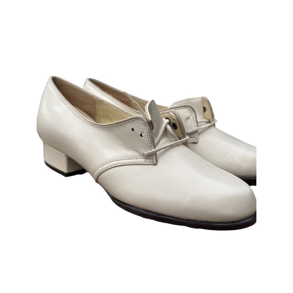 Drew Shoes White Leather Orthotic Comfort Walking Women’s 5M Pumps Retro
